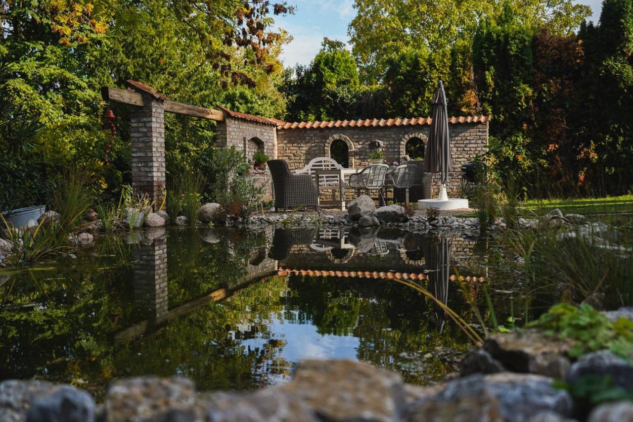 Villa Rosa - Sky Detmold Dış mekan fotoğraf
